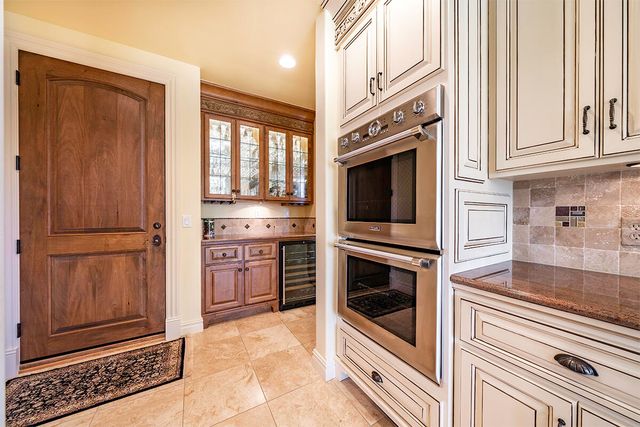 4506 Pinnacle Drive, Medford, OR 97504