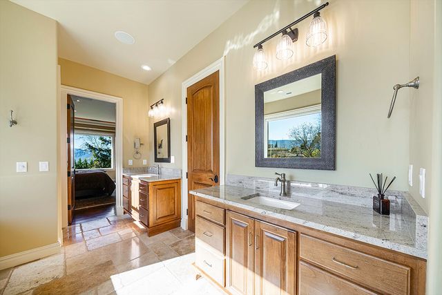 4506 Pinnacle Drive, Medford, OR 97504