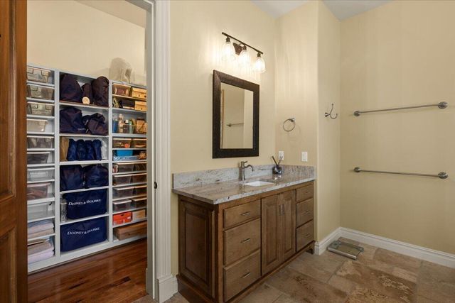 4506 Pinnacle Drive, Medford, OR 97504