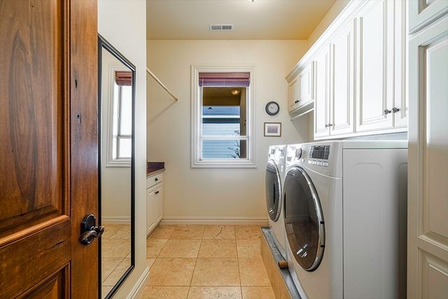 4506 Pinnacle Drive, Medford, OR 97504