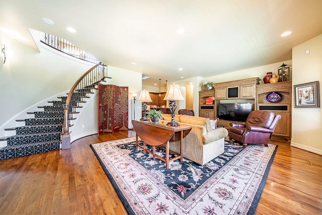 4506 Pinnacle Drive, Medford, OR 97504