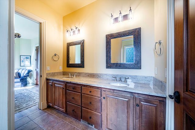 4506 Pinnacle Drive, Medford, OR 97504