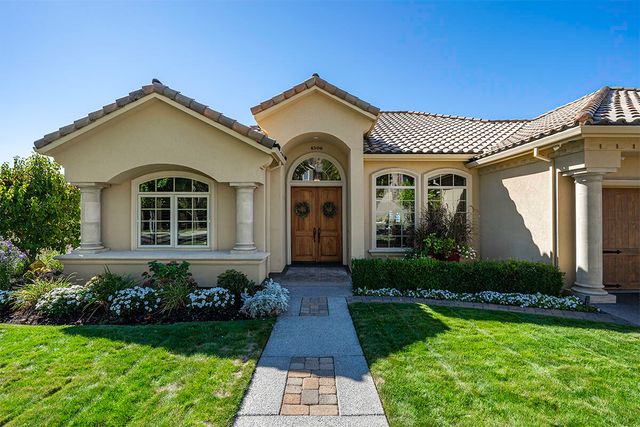 4506 Pinnacle Drive, Medford, OR 97504