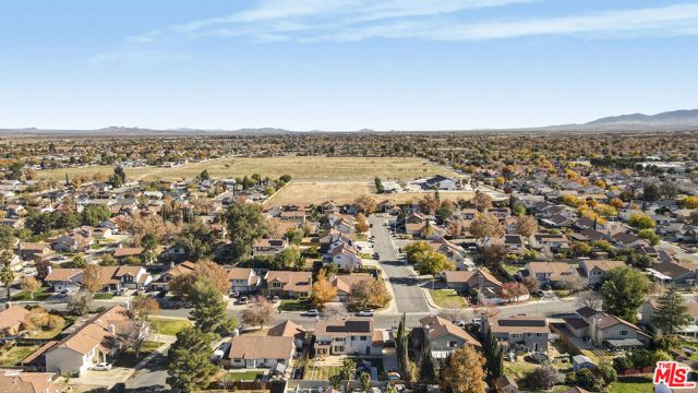 37443 Yorkshire Drive, Palmdale, CA 93550