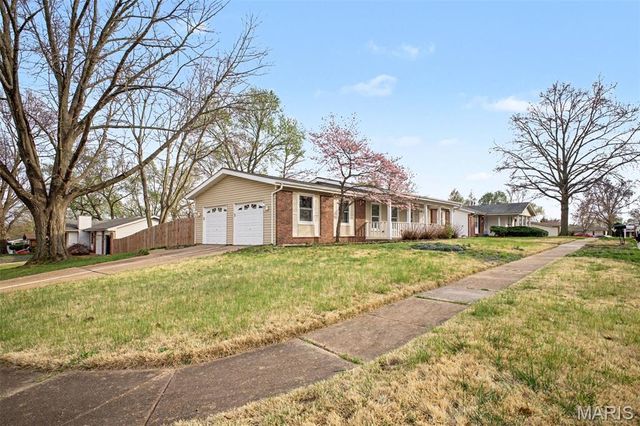 668 Talon Drive, Florissant, MO 63031