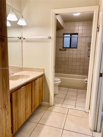 8700 SW 133rd Ave Rd 109, Miami, FL 33183