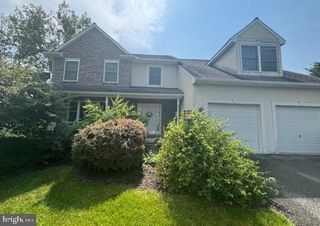 2615 FARMSTEAD WAY, York, PA 17408