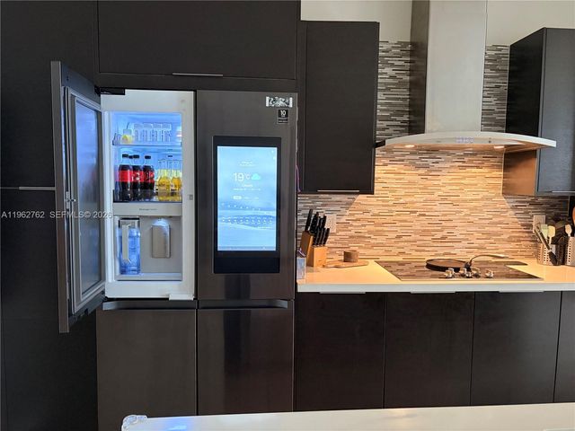 10416 NW 66th St, Doral, FL 33178