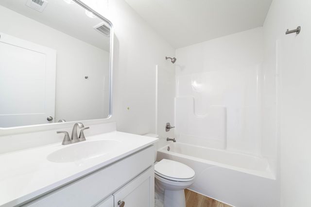 2656 FRAZIER LP, Columbia, MO 65202