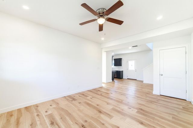 2656 FRAZIER LP, Columbia, MO 65202