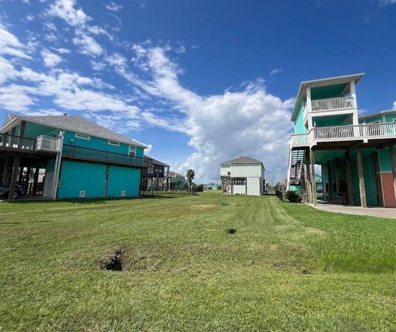 983 Tidelands Drive Drive, Crystal Beach, TX 77650