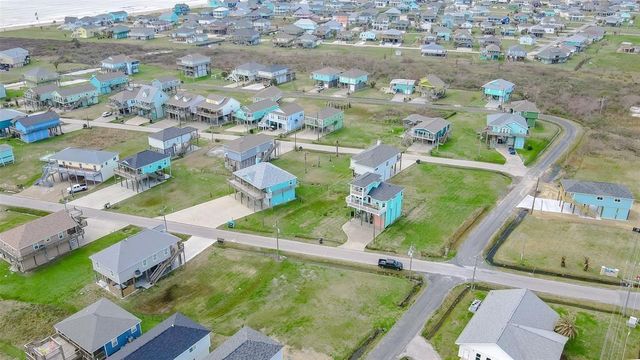 983 Tidelands Drive Drive, Crystal Beach, TX 77650