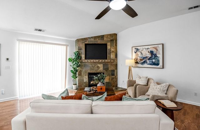 3603 N Minden Court, Visalia, CA 93291