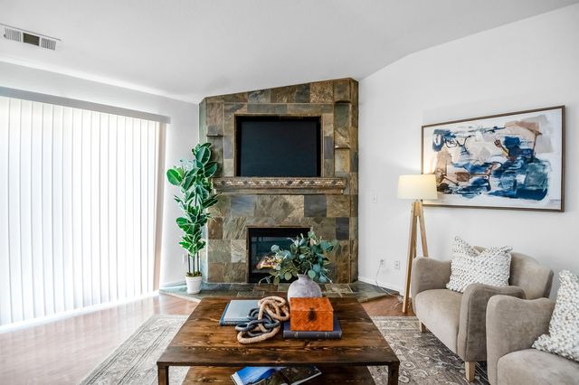 3603 N Minden Court, Visalia, CA 93291