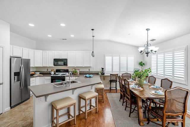 3603 N Minden Court, Visalia, CA 93291