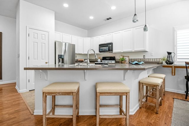 3603 N Minden Court, Visalia, CA 93291