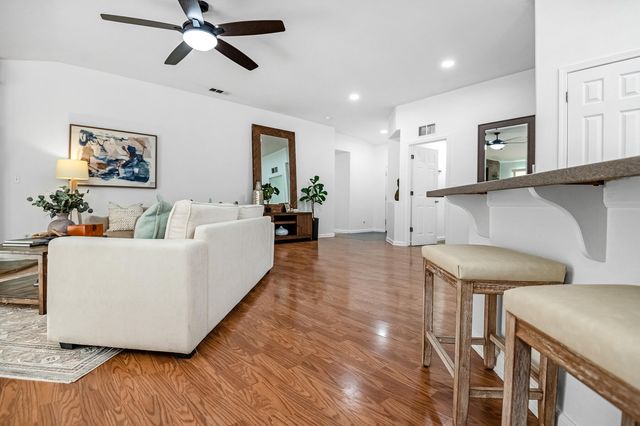 3603 N Minden Court, Visalia, CA 93291