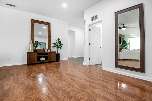 3603 N Minden Court, Visalia, CA 93291