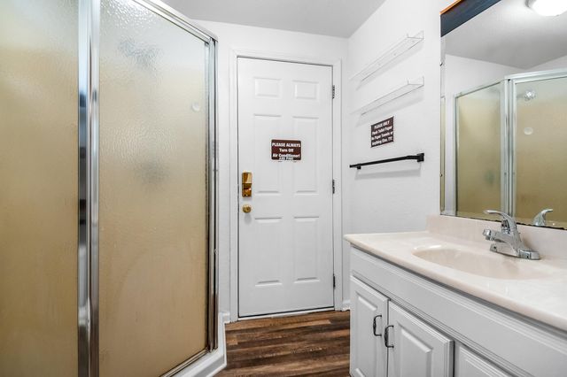 3603 N Minden Court, Visalia, CA 93291