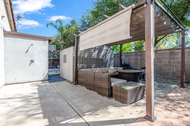 3603 N Minden Court, Visalia, CA 93291