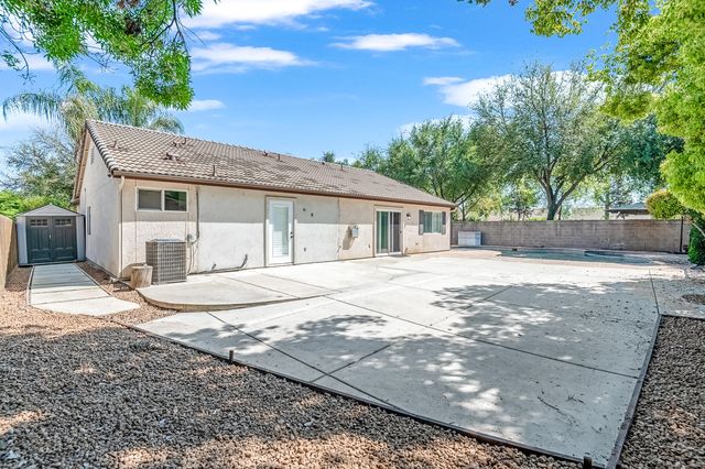 3603 N Minden Court, Visalia, CA 93291