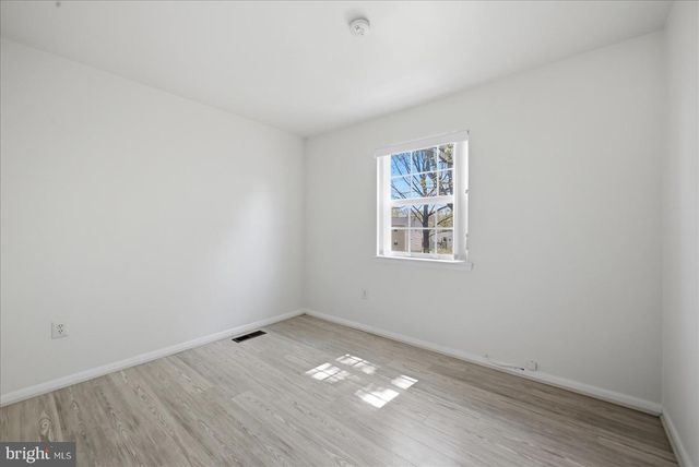 13217 NICKLESON DR, Woodbridge, VA 22193