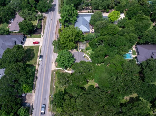 5007 Rollingwood DR, Rollingwood, TX 78746