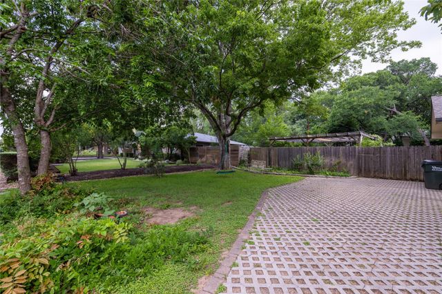 5007 Rollingwood DR, Rollingwood, TX 78746