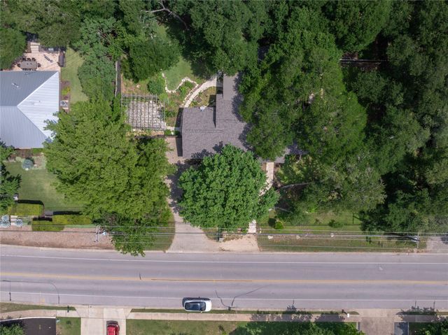 5007 Rollingwood DR, Rollingwood, TX 78746