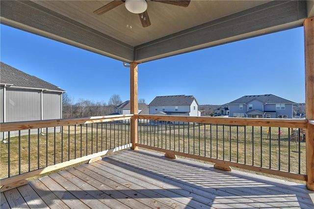 2717 W Park Street, Olathe, KS 66061