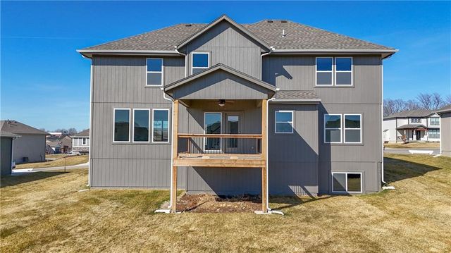 2717 W Park Street, Olathe, KS 66061