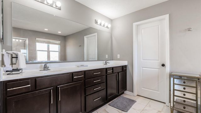 199 Auburn Drive, Newark, OH 43055