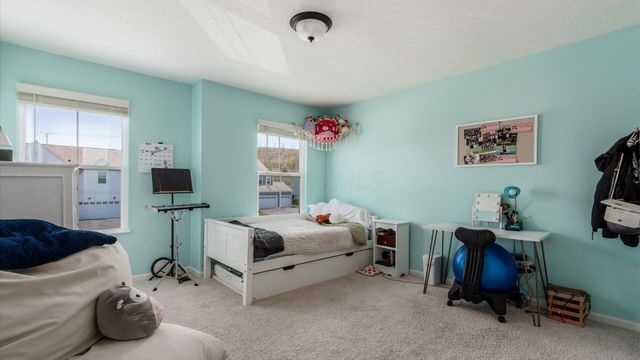 199 Auburn Drive, Newark, OH 43055