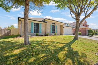 7103 Camp Creek Drive, Arlington, TX 76002