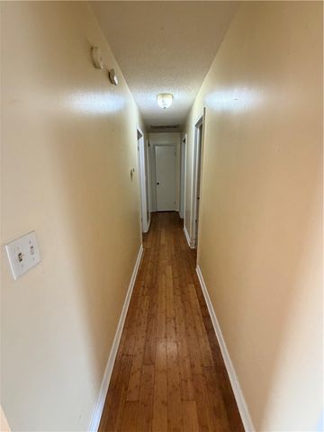 115 S Country Club Road, Siloam Springs, AR 72761