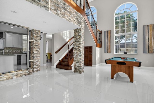 5161 SW 159th Ct, Miami, FL 33185