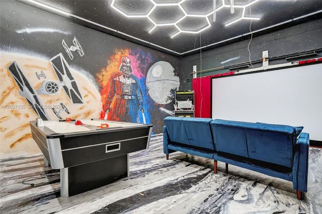 5161 SW 159th Ct, Miami, FL 33185