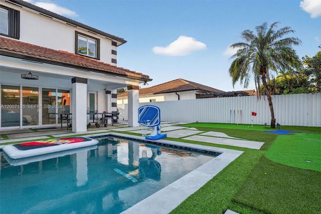 5161 SW 159th Ct, Miami, FL 33185