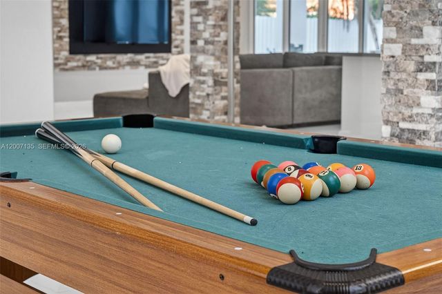 5161 SW 159th Ct, Miami, FL 33185