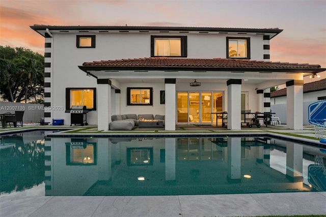 5161 SW 159th Ct, Miami, FL 33185