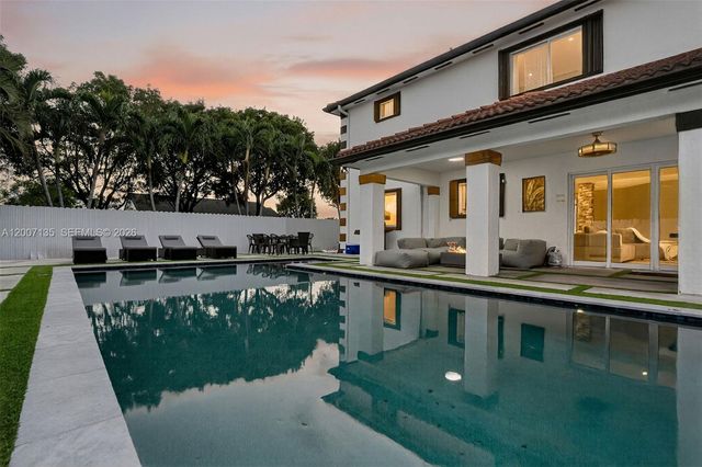 5161 SW 159th Ct, Miami, FL 33185