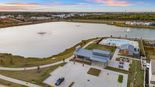 2213 Bay Breeze Drive, Kemah, TX 77565