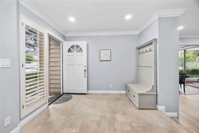 56 Lakefront 52, Irvine, CA 92604