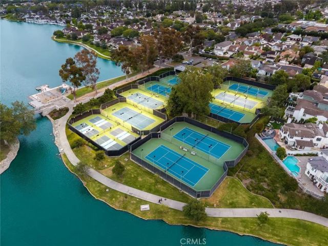 56 Lakefront 52, Irvine, CA 92604