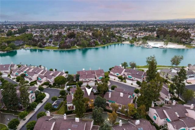 56 Lakefront 52, Irvine, CA 92604