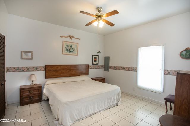 1606 Anse Broussard Highway, Breaux Bridge, LA 70517