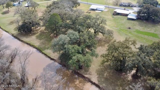 1606 Anse Broussard Highway, Breaux Bridge, LA 70517