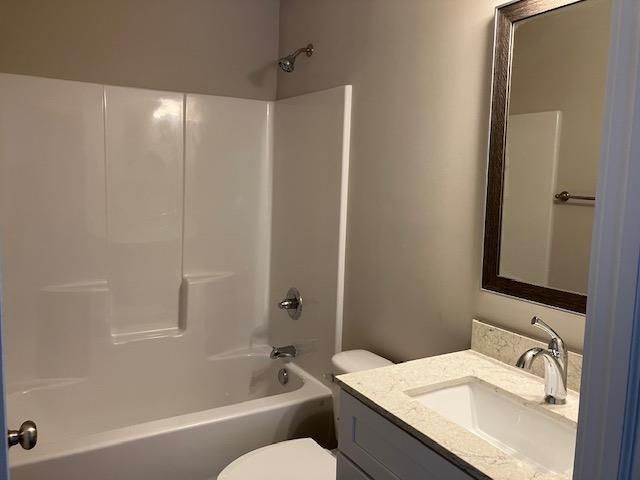 2715 Sawyer Road, Traverse City, MI 49685