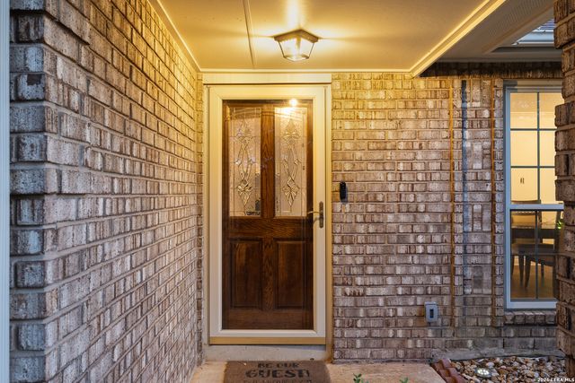 7906 Creek Trail, San Antonio, TX 78254