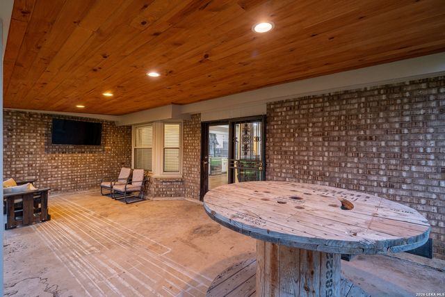 7906 Creek Trail, San Antonio, TX 78254